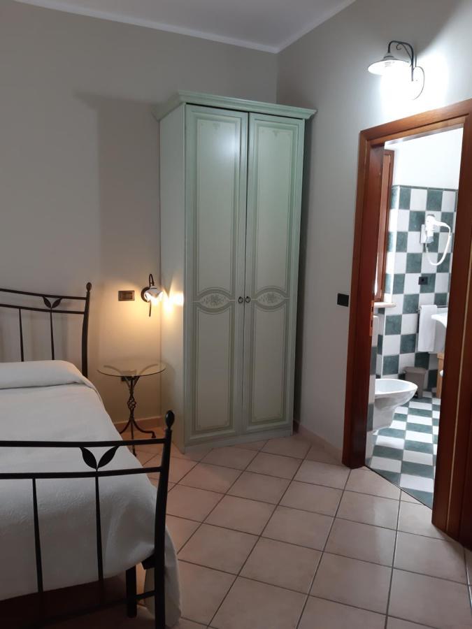 Sweet House Only Rooms Peschiera del Garda Exterior foto